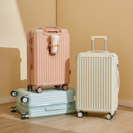 Q3 Multifunctional 24-inch portable luggage with combination lock and zipper